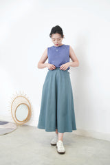 Green A cut skirt w/ thin waist belt