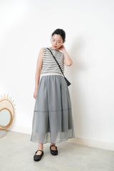 White stripes minimal cutting knit vest