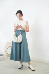 Ivory knit vest in pleats open back