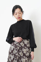 Black sweater w/ double layering sleeves