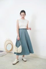 Ivory knit vest in pleats open back