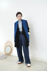 Cyan blue wool shoulder scarf