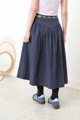 Navy A cut skirt w/ v shape cutting