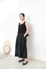 Black wavy texture crochet vest