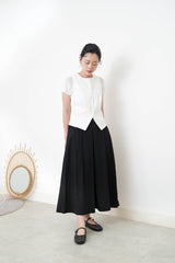 White minimal vest in split hem