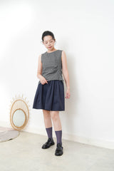 Black checked vest w/ waist pleats details