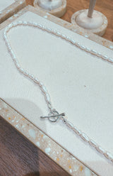Silver water pearl necklace in details hook