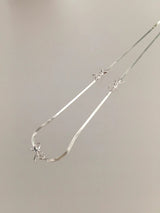 Premium silver necklace in minimal ribbons