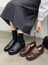 Oxford leather shoes