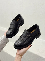 Oxford leather shoes