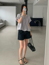 Grey smooth blouse in balloon shape