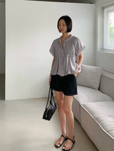 Grey smooth blouse in balloon shape