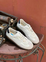 Details leather sneakers