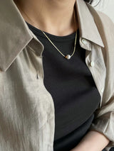 Silver minimal pearl necklace