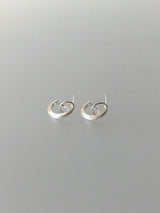 3D curl design earrings in silver