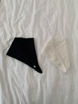 Triangle scarf w/ lace
