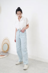 light blue straight cut summer jeans