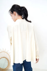 2 ways cream blouse in flare cut