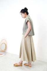 Oatmeal detail pleats skirt in side buckles