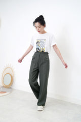 Dark green straight cut trousers w/ detail pockets