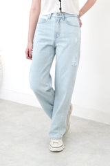 light blue straight cut summer jeans