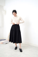 Black texture skirt in A line cutting