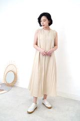 Sand vest dress in gather fringe details