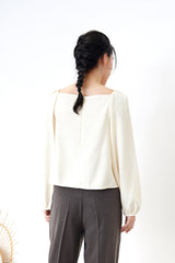 Ivory blouse in square collar