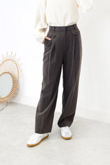 Brown straight cut trousers w/ side pocket