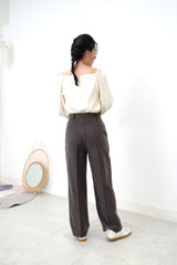 Ivory blouse in square collar