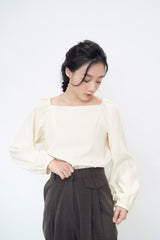 Ivory blouse in square collar