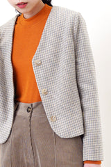 Beige checked v neck blazer in crop cut