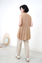 Copper brown knit vest in flare cut