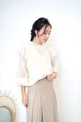 Ivory sweater in chiffon sleeves