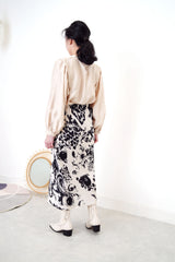 Flare cut skirt in Ink painted print