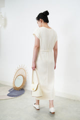 Outlined vintage style leather bag