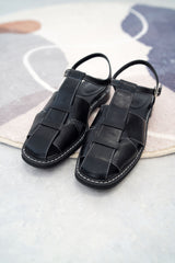 Black outline stitching sandals in weave style