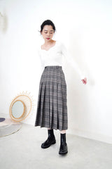 Grey checked pleats skirt