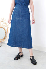 Blue denim skirt w/ outlined stitching