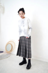 White soft knit sweater in ink print
