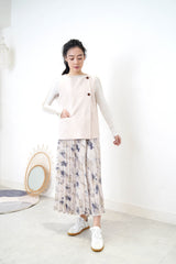 Ivory pleats skirt in brush stroke print