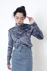 Grey blue velvet top in wrinkle texture