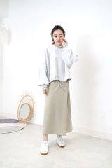 light grey pullover w/ elastic string hem