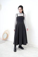 Grey turtle neck inner in outline stitching