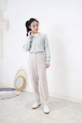 Light grey pencil cut trouerser w/ belt