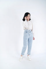 Light wash out blue mom jeans in vintage style