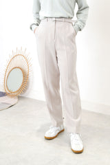 Light grey pencil cut trouerser w/ belt