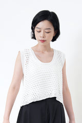 White u neck collar crochet vest