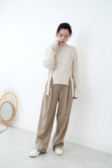 Nude buttons sweater w/ long straps