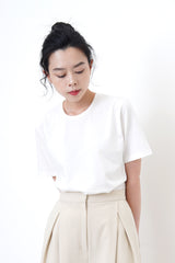 White Tee in stepped hem